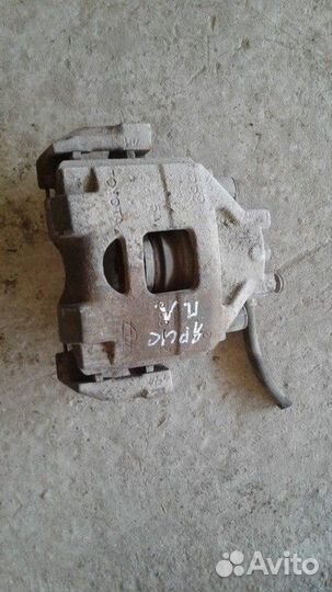 Суппорт передний левый (Toyota Vitz, Toyota Yaris)