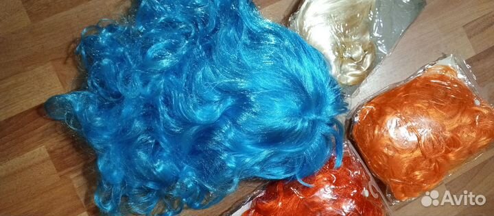 Парик карнавальный