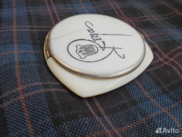 Зеркальце раскладное