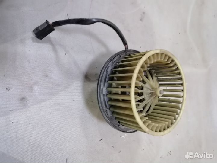 Моторчик печки audi 80/VW Passat B3/B4 1986-1995