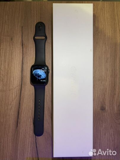 Apple watch SE 2020 44mm