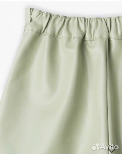 Шорты женские кожаные 42 размер