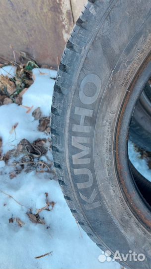 Kumho WinterCraft Ice WI31 185/60 R14 82T