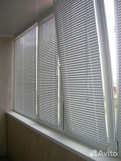 Жалюзи и рулонные шторы