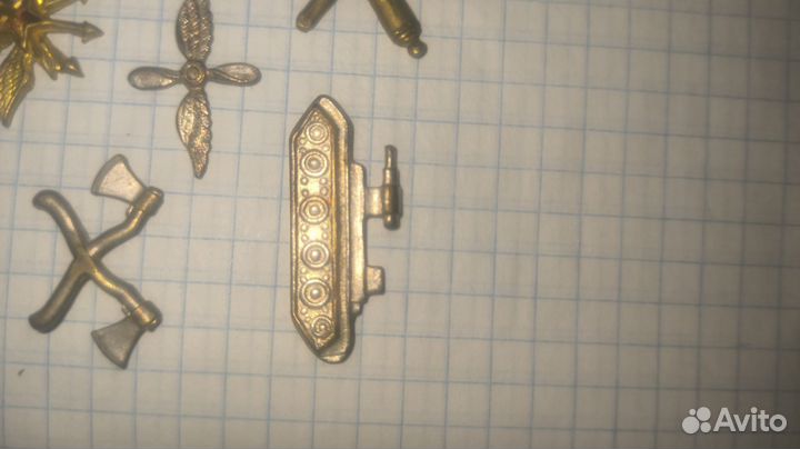 Эмблемы на петлицы и погоны