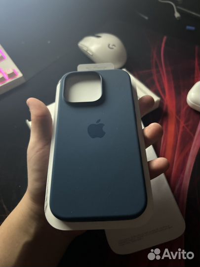 iPhone 14 Pro Silicone Case (MagSafe)