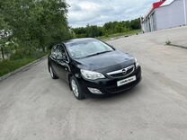 Opel Astra 1.4 AT, 2012, 224 000 км, с пробегом, цена 700 000 руб.