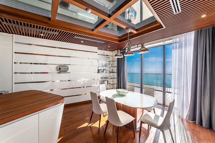 4-к. апартаменты, 280 м², 22/27 эт.