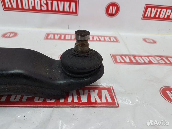 Рычаг подвески нижний передний правый Mitsubishi