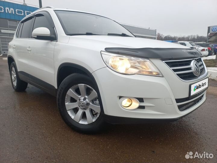 Volkswagen Tiguan 2.0 AT, 2011, 155 124 км