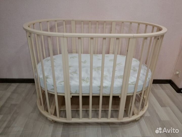 Кроватка Sweet Baby Delizia с маятником + матрас