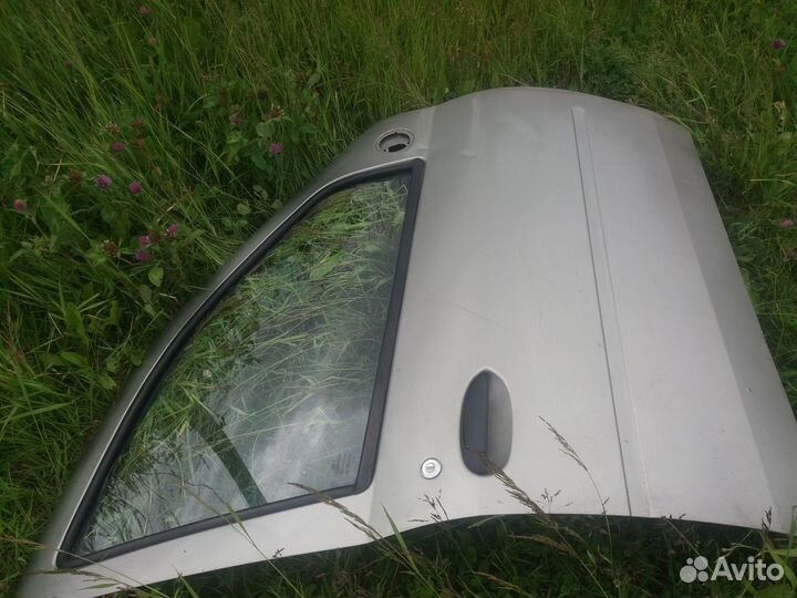 Двери правые на renault logan 1 рестайл