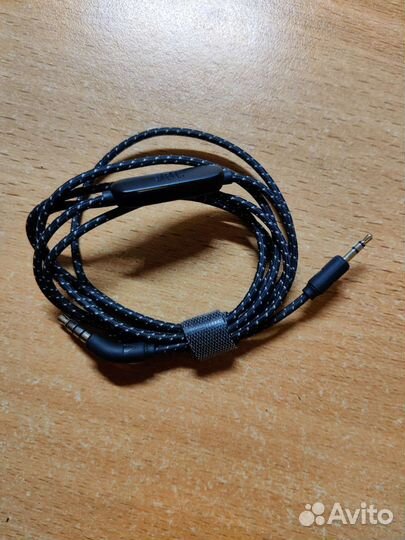 Беспроводные наушники JBL live 500 BT