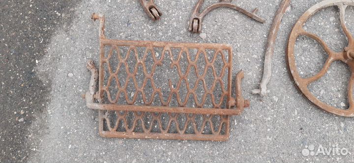 Швейная машинка зингер ножная