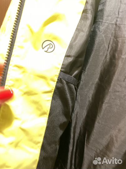 Куртка горнолыжная