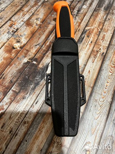 Нож туристический