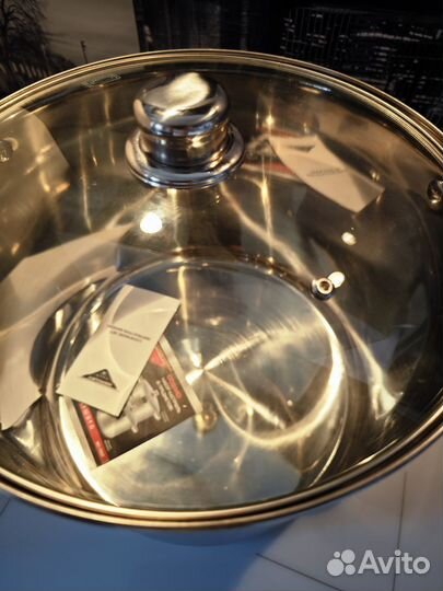 Кастрюля из нержавейки 8л новая