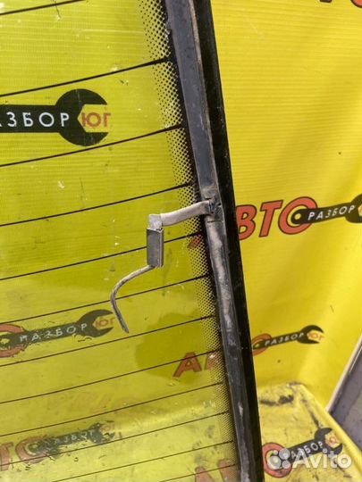 Стекло заднее Opel Omega A2 C20NE 1993