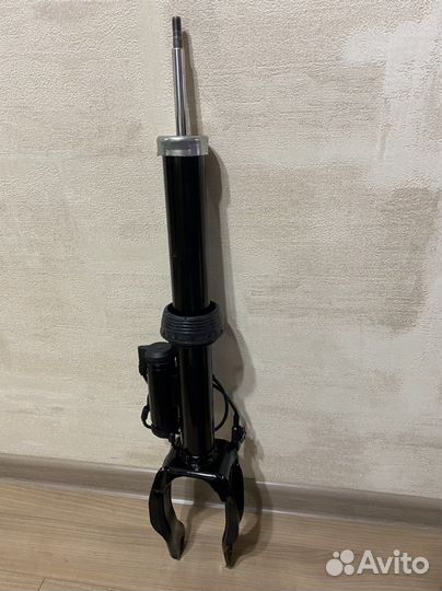 Пневмостойка Mercedes ML, GL, GLS, GLE 166