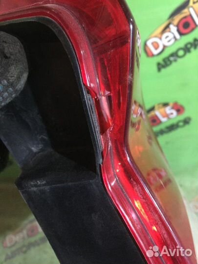 Фонарь правый Renault Logan 1