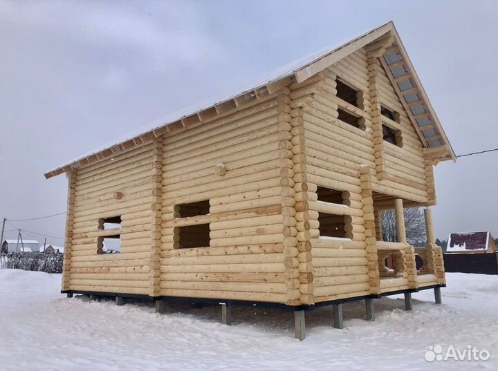 Строительство сруба дома из бревна