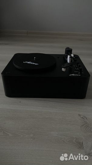 Виниловый проигрыватель Alive Neoteric