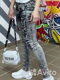 Джинсы новые