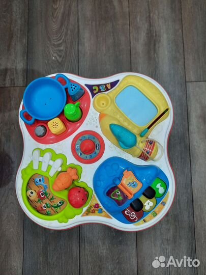 Развивающий стол chicco