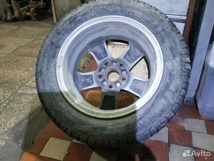 Pirelli Ice Zero FR 185/65 R15 92T