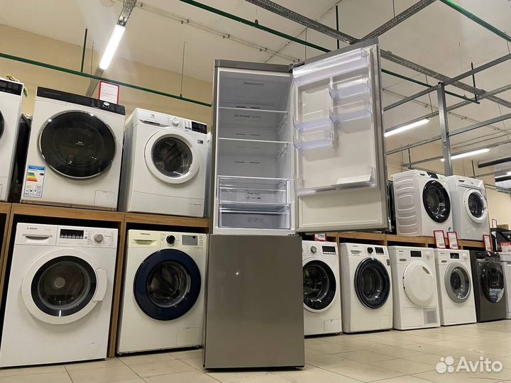 Холодильник Samsung Новый