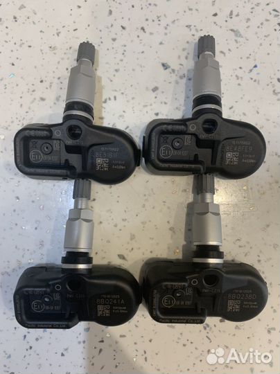 Датчики давления в шинах Toyota-Lexus Новые