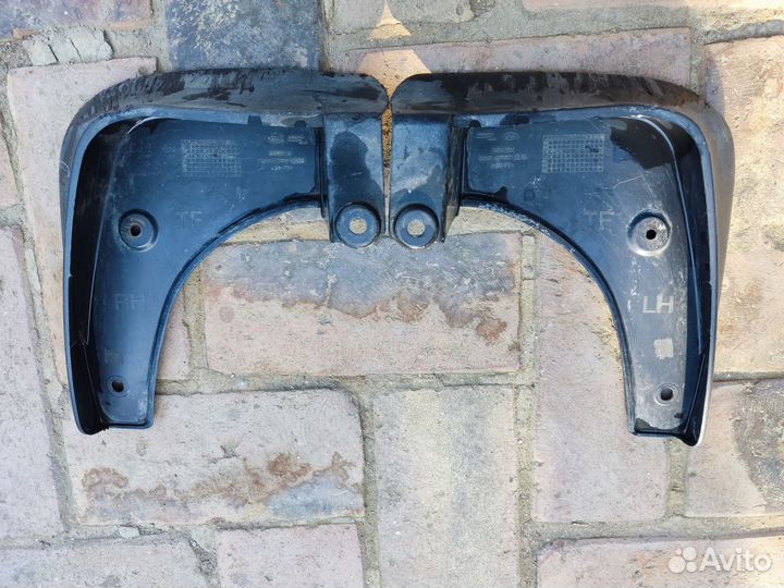 Брызговики задание KIA