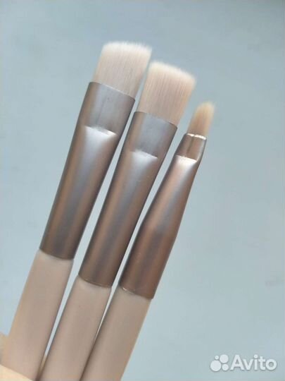 Кисти для макияжа