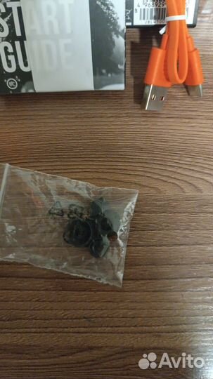 Беспроводные наушники jbl