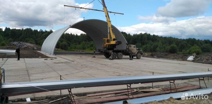 Бескаркасный арочный ангар