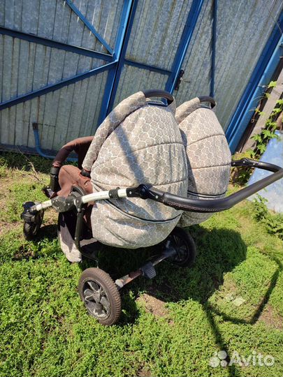 Коляска для двойни / погодок
