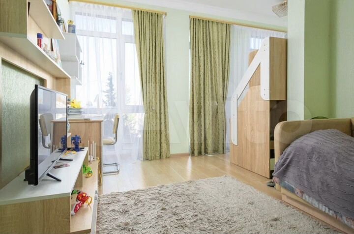 3-к. квартира, 77 м², 6/8 эт.