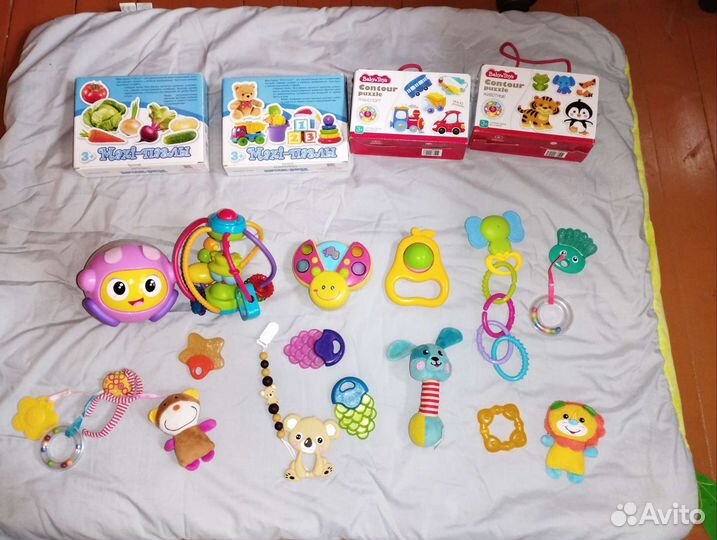 Развивающие игрушки пакетом