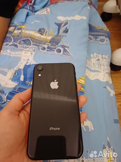 iPhone Xr, 64 ГБ