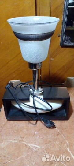 Настольная лампа СССР.Плафоны круглые с резьбой