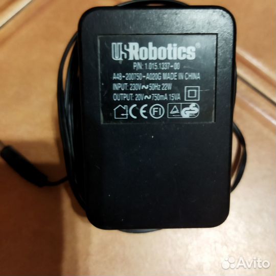 Модем US Robotics Courier