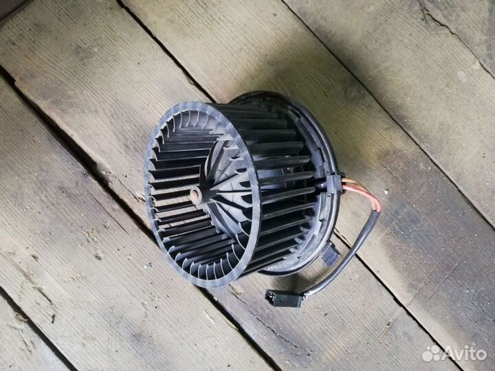 Мотор отопителя на ауди80