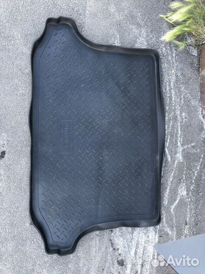 Коврики салона и багажника RAV4 III