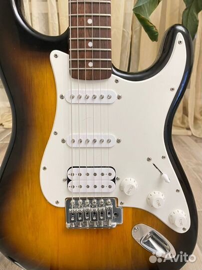 Электрогитара Fender square bullet Stratocaster