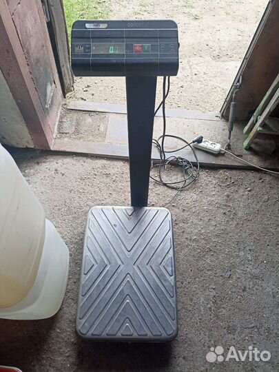 Весы напольные