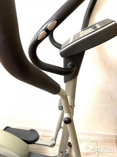 Эллиптический тренажер torneo