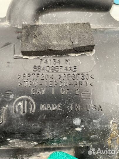 Патрубок воздушного фильтра Jeep Wrangler JL 2019