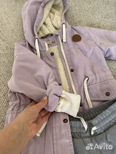 Демисезонный костюм на девочку 92-98