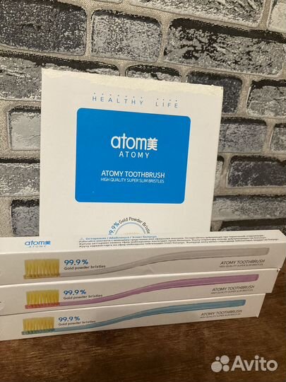 Атоми зубная щетка