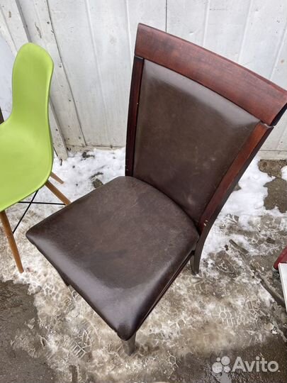 Стул дерево темный кожа мягкий 45/45/93